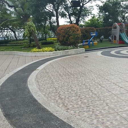 Sudirman Thamrin 87M Pool View Apartment Jakarta Exterior photo